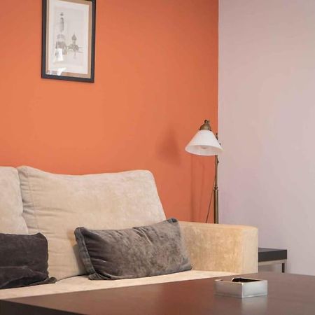 Apartamento Nuevo Junto A La Catedral De Sevilla Bagian luar foto