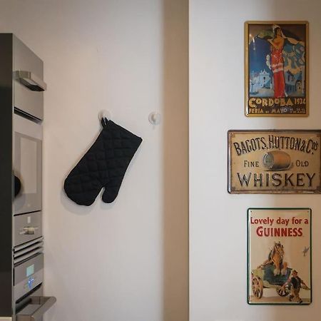 Apartamento Nuevo Junto A La Catedral De Sevilla Bagian luar foto