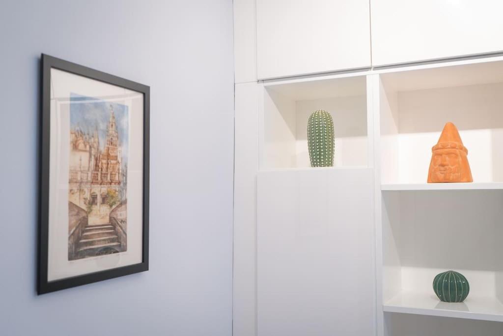Apartamento Nuevo Junto A La Catedral De Sevilla Bagian luar foto