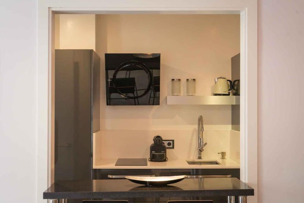 Apartamento Nuevo Junto A La Catedral De Sevilla Bagian luar foto